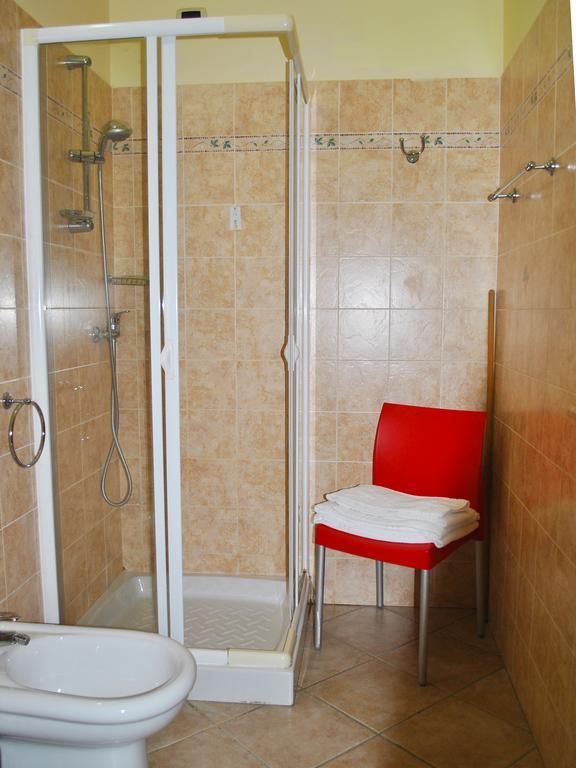 Red Hotel Sant'Elia SantʼAgata di Militello Kamer foto
